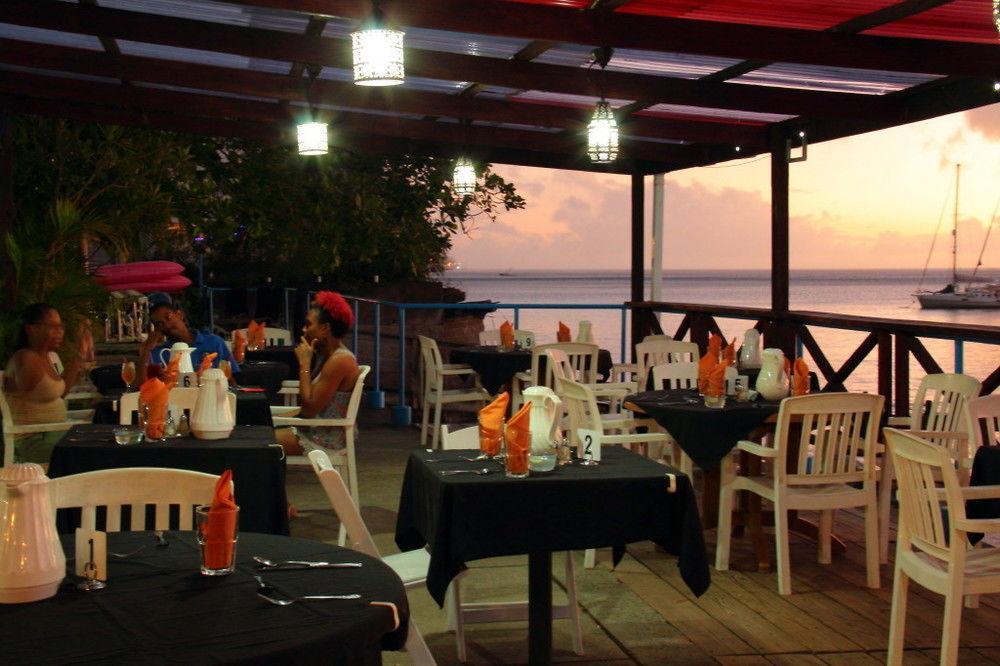 Castle Comfort Lodge Roseau Dış mekan fotoğraf